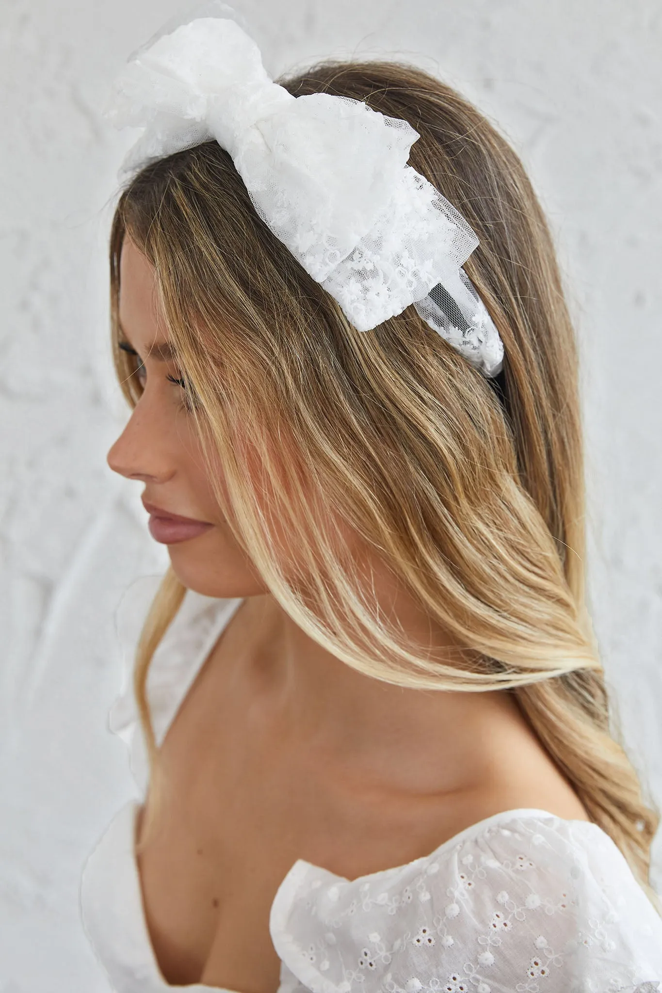 Alice Lace Bow Headband White