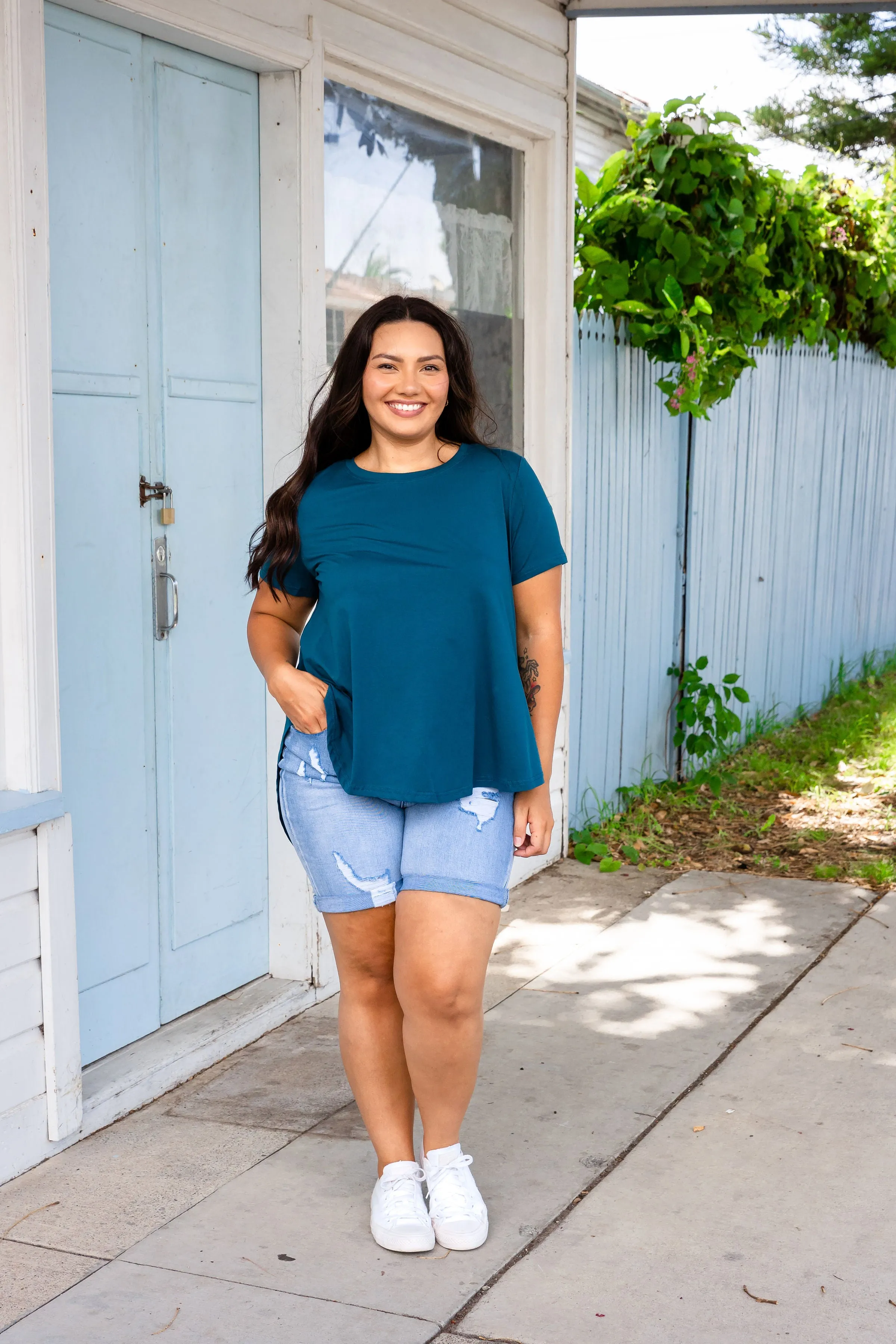 Macey Hi-Low T-Shirt in Teal