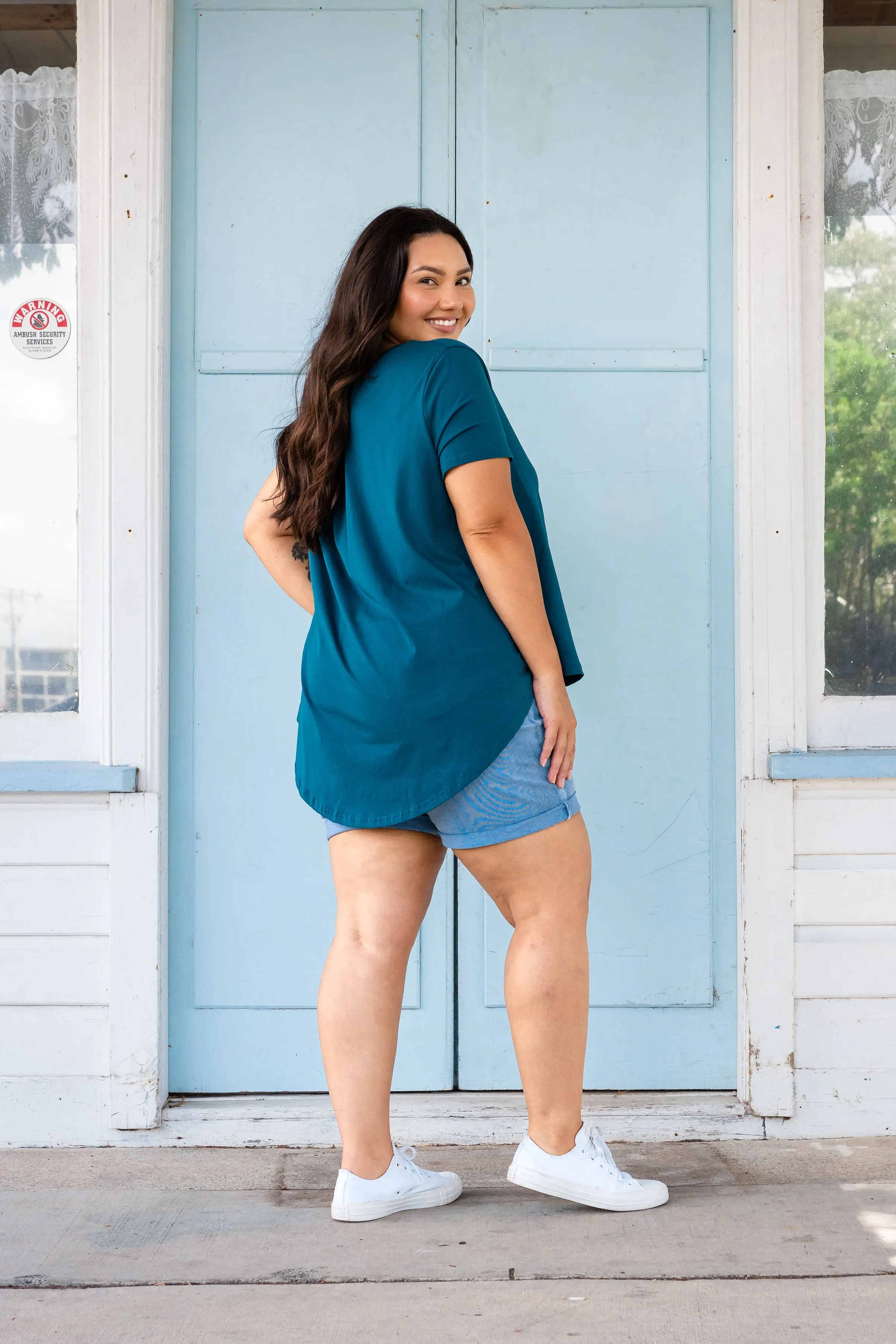 Macey Hi-Low T-Shirt in Teal