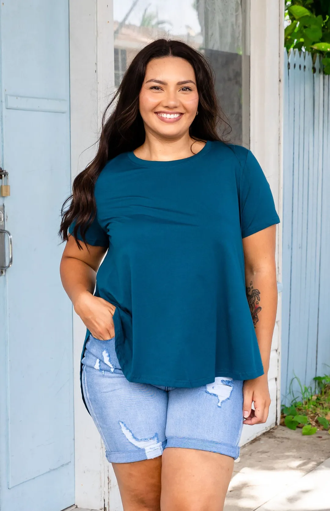 Macey Hi-Low T-Shirt in Teal