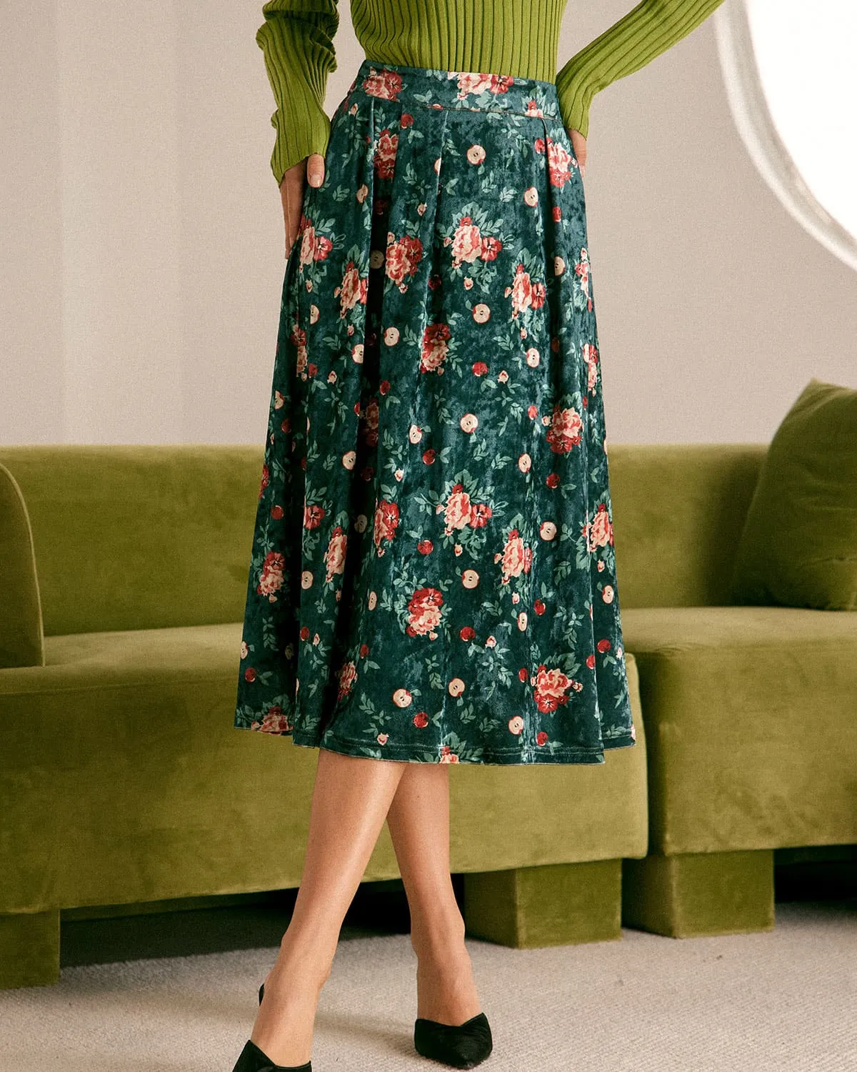 The Green Elastic Waist Floral Velvet Midi Skirt